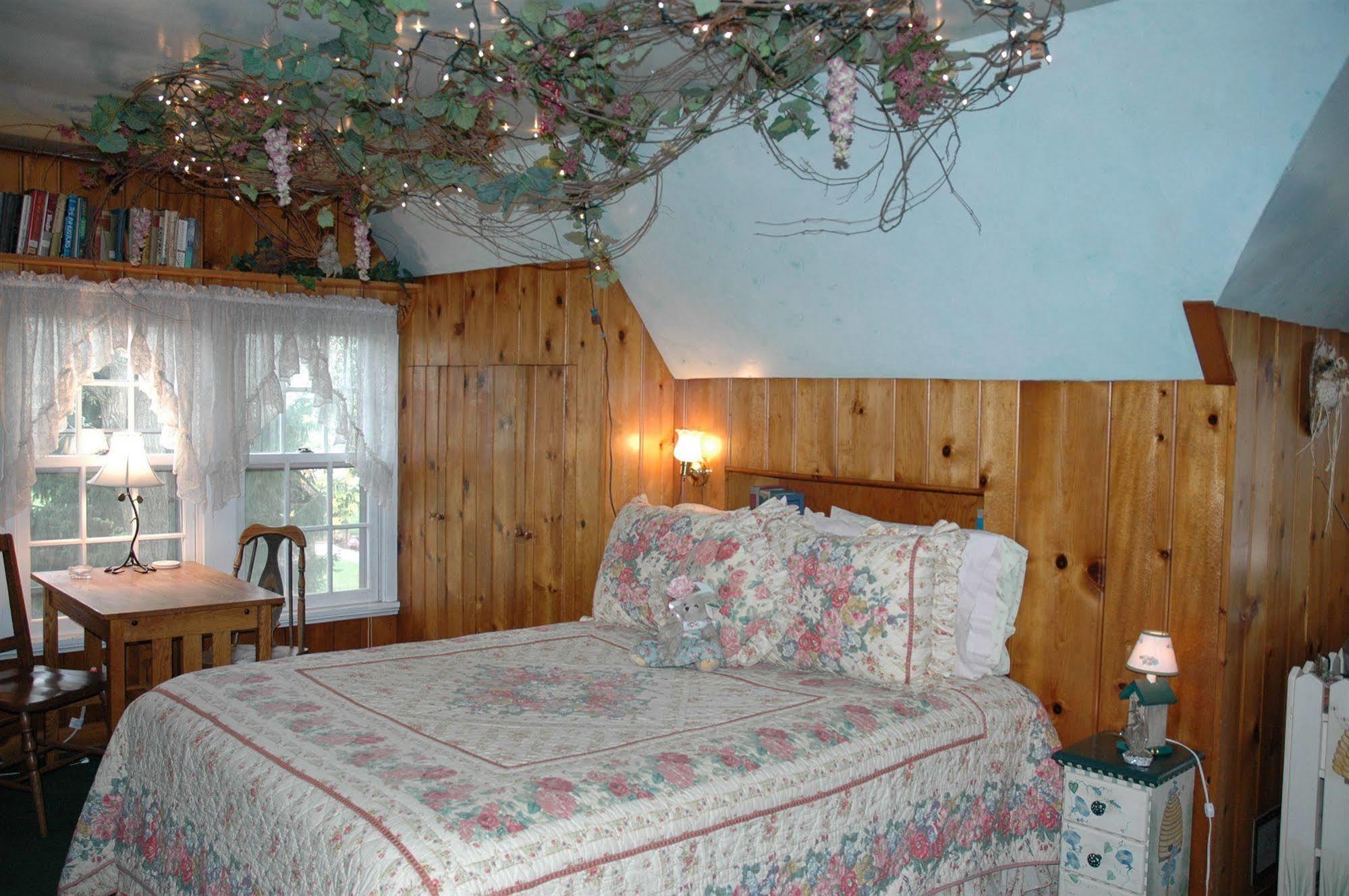 Lazy Cloud Bed & Breakfast Williams Bay Exterior foto