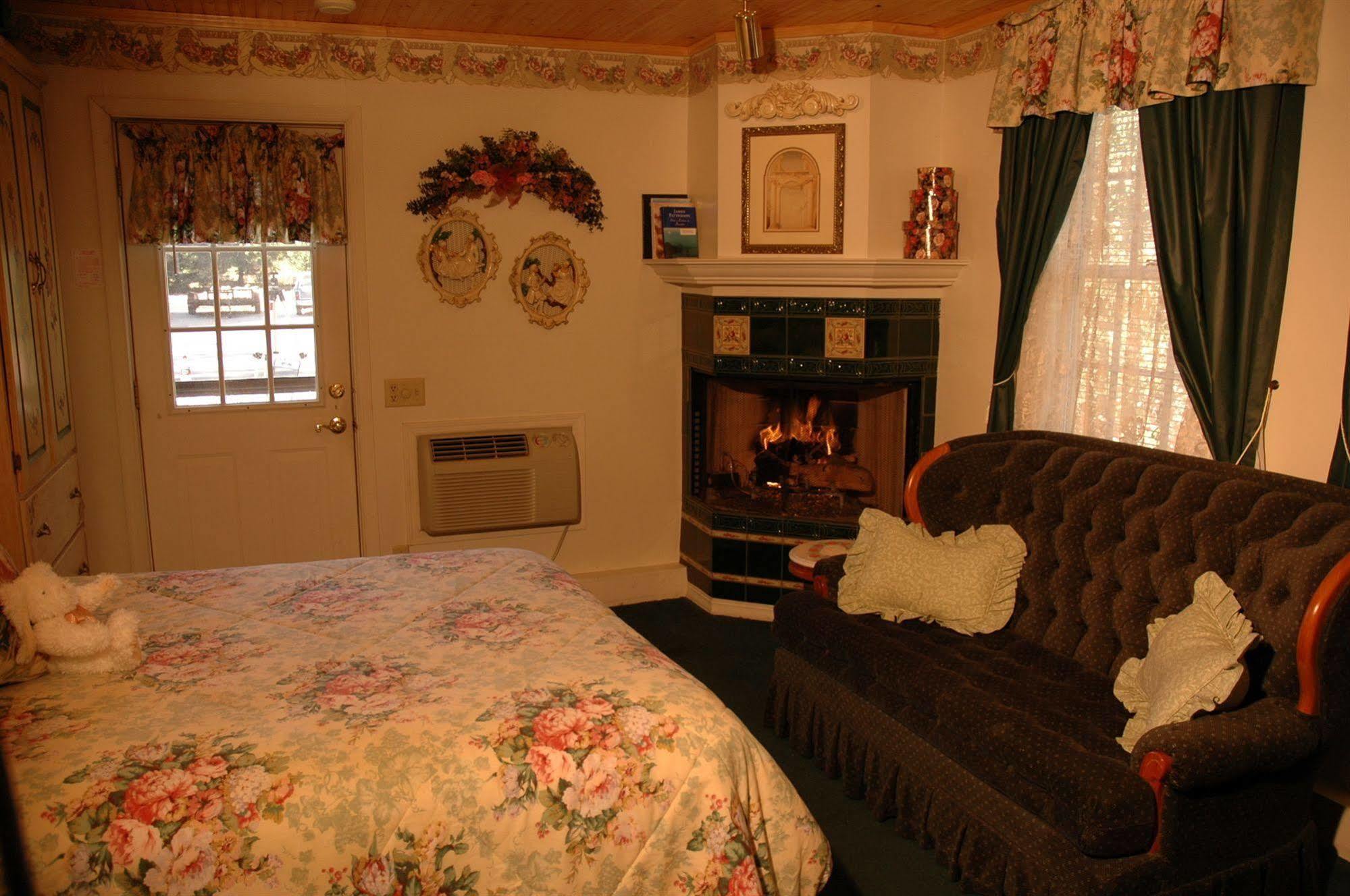 Lazy Cloud Bed & Breakfast Williams Bay Exterior foto